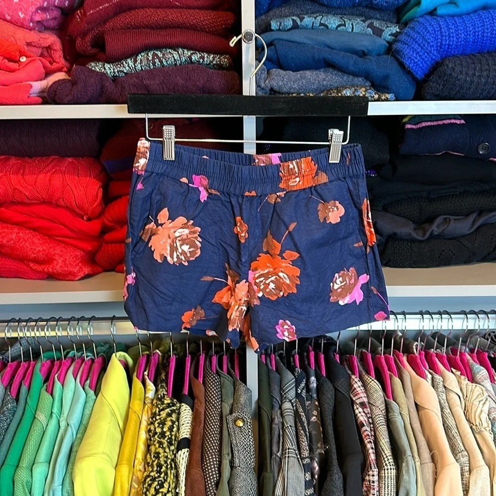 J Crew navy with pink/orange flower print shorts size 0
